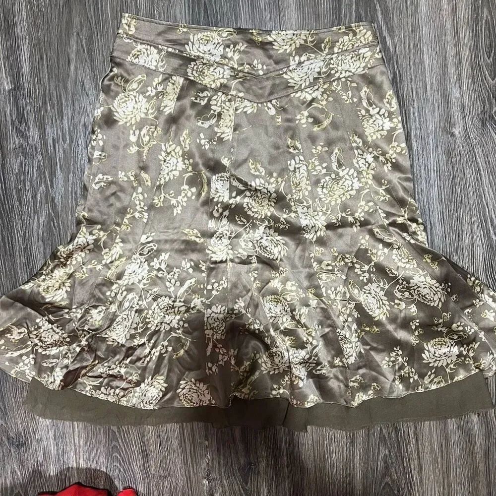 Banana Republic Taupe Floral Silk Skirt
